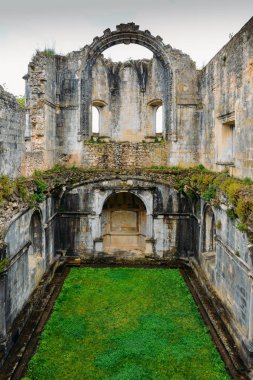 Tomar, Portekiz - 10 Haziran 2018: Knights Templar Tomar, Portekiz tarafından - Unesco Dünya Mirası Ref inşa Tomar 12. yüzyıl manastır kalıntıları: 265