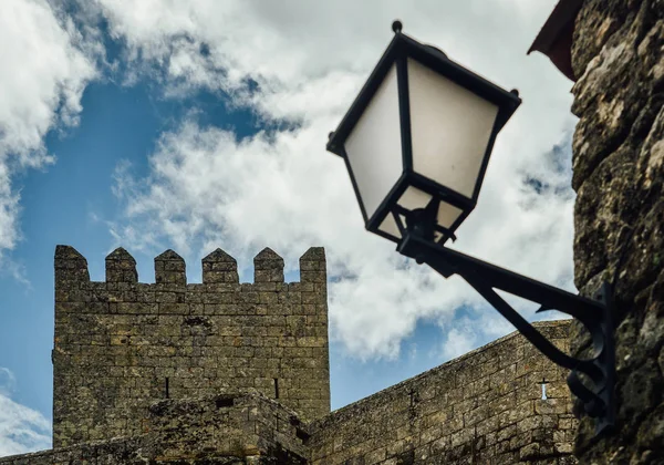 Sortelha pueblo histórico de montaña, construido dentro de las murallas fortificadas medievales, incluido en Portugals Ruta histórica del pueblo — Foto de Stock