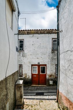 Guarda, Portugals 14 Yahudi Bölgesi, Judiaria adlı yaşlı kadın