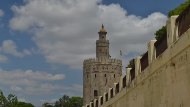 Timelapse av Torre del Oro eller guld Tower, Sevilla, Andalusien, Spanien — Stockvideo