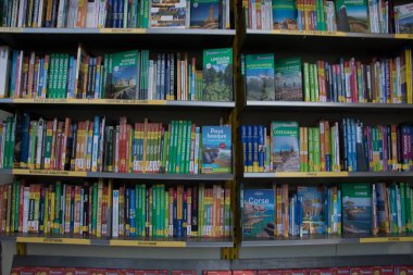 Seyahat saint michel Gibert Jeune satıldığını kılavuzları paris