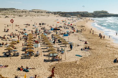 Guincho plaj geç öğleden sonra Guincho beach Cascais'deki yaklaşık 50 km Lizbon ve kitesurfing için popüler olduğunu.