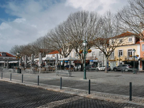Centralny plac w Mafra, Portugal Kawiarnie i restauracje — Zdjęcie stockowe
