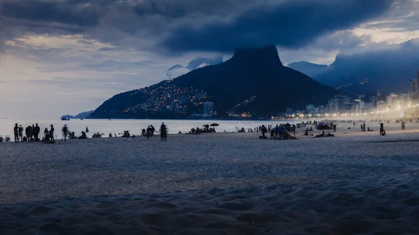 Puesta de sol Arpoador, Playa de Ipanema, Río de Janeiro, Brasil —  Fotos de Stock