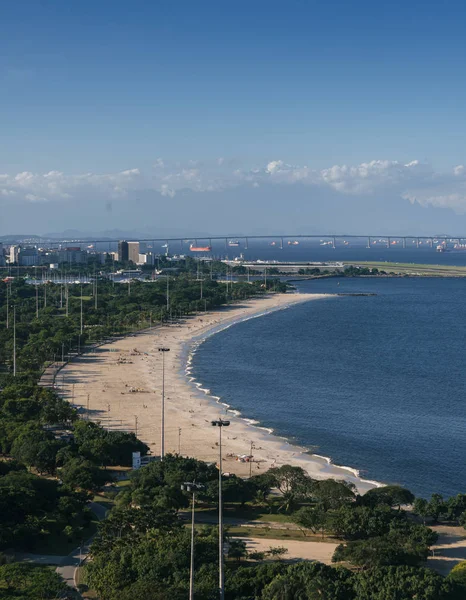 Vista vertical de alta perspectiva do Aterro do Flamengo, no Rio de Janeiro, Brasil — Fotografia de Stock