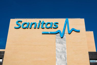 Sanitas La Moraleja Hastanesi Cephesi Sanchinarro, Madrid, İspanya