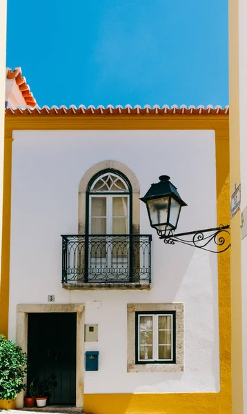 Caliza Acogedoras Casas Amarillas Blancas Constancia Distrito Santarem Portugal —  Fotos de Stock