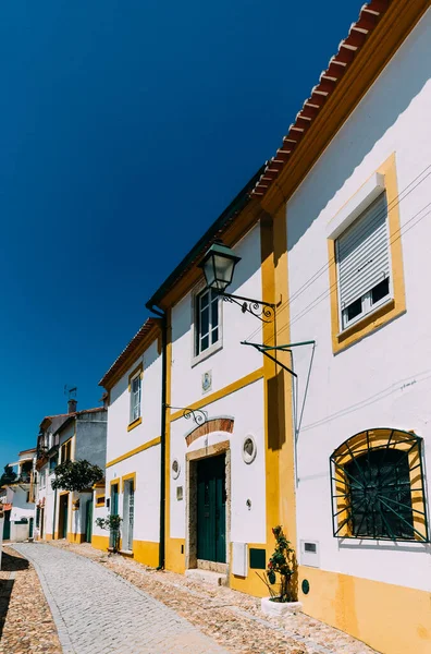 Calcare Accoglienti Case Gialle Bianche Constancia Nel Quartiere Santarem Del — Foto Stock