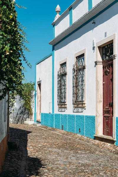 Kalkstenen Gezellige Gele Witte Huizen Bij Constancia Wijk Santarem Portugal — Stockfoto