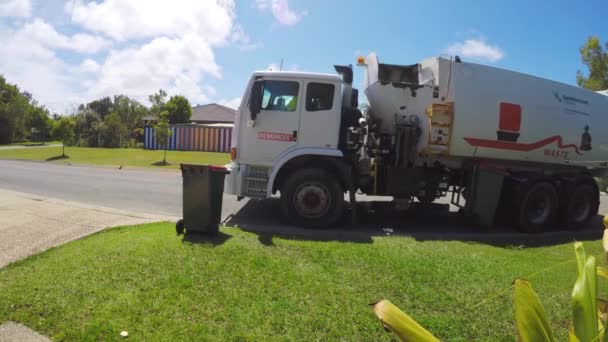 Kis Hegyi Queensland Ausztrália 2018 Október Garbage Truck Gyűjtő Kuka — Stock videók