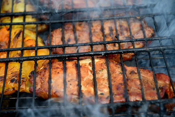 Barbecue Buiten Steak Paprika Rook Grill — Stockfoto