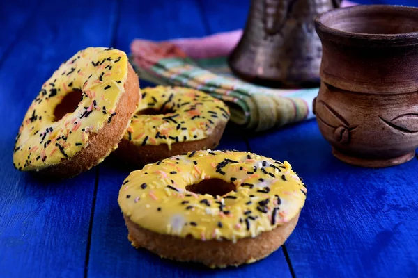 Hemlagad Turkiskt Kaffe Turk För Matlagning Keramisk Kopp Ett Kök — Stockfoto