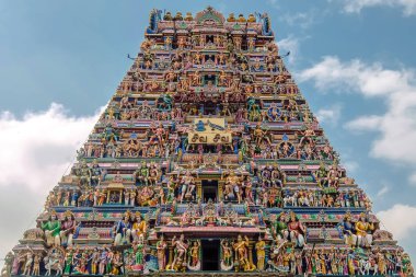 Chennai, Hindistan - 24 Aralık 2017. Arulmigu Kapaleeswarar Tapınağı Chennai görünümünü.