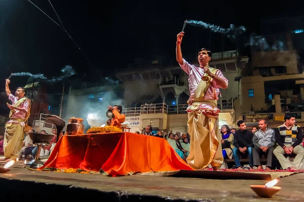 Varanasi Indie Grudnia 2017 Ganga Aarti Ceremonii Dasashvamedh Ghat — Zdjęcie stockowe