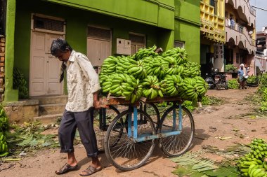 Mysore, Hindistan - Aralık, 25, 2017. Mysore de Devaraja piyasa görünümü.