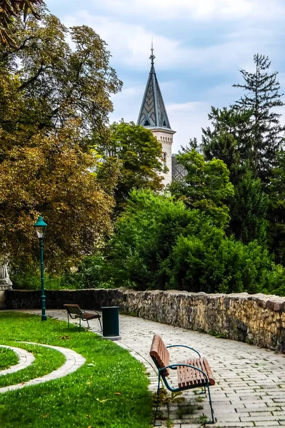 Modling Baja Austria Austria Circa Agosto 2017 Jardín Iglesia Parroquial —  Fotos de Stock