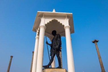 Pondicherry, India - Aralık, 26, 2017. Gandi'nin heykelinin Pondicherry.