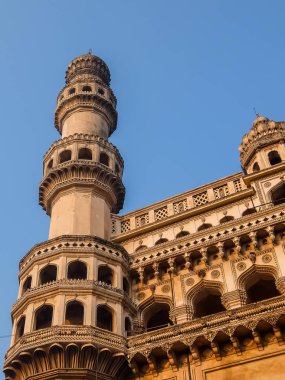 1591 inşa Charminar (