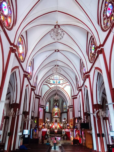 Pondicherry Índia Dezembro 2017 Interiores Igreja Católica Pondicherry Basílica Sagrado — Fotografia de Stock