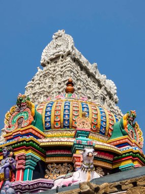 Tiruvannamalai, Hindistan - Ocak, 2018 yaklaşık. Tiruvannamalai, Hindistan Annamalaiyar Tapınağı mimarisi.