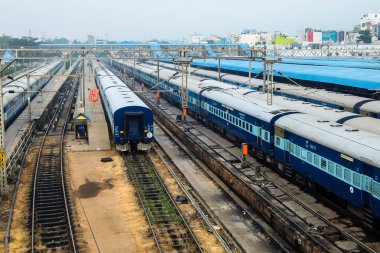 Tirupati, Hindistan - Ocak, 2018 yaklaşık. Tirupati Tren İstasyonu görünümünü.