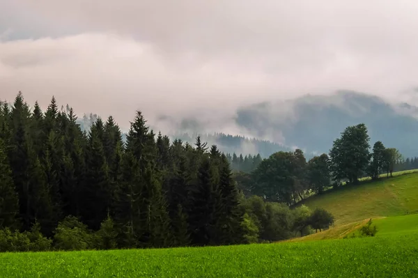 Beautiful Cloudy Mountain Landscape Austrian Countryside — Stock Photo, Image