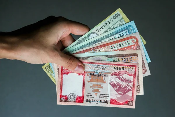Mano Que Sostiene Moneda Nepalesa Billetes — Foto de Stock