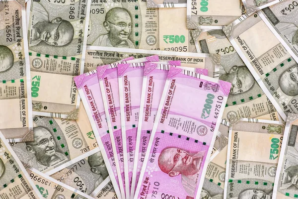 Zamknij Widok Banknotów Nowy 2000 Rupii Indyjskich 500 Rupia Banknoty — Zdjęcie stockowe