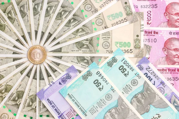 Zamknij Widok Nowy Indyjski 100 500 2000 Rupii Banknotów Monet — Zdjęcie stockowe
