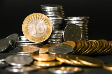 Yeni Hint paralarının görünümünü kapat.