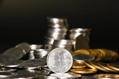 Yeni Hint paralarının görünümünü kapat.