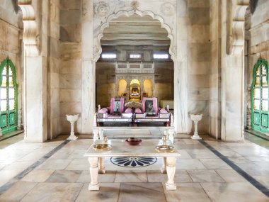 Jodhpur, Hindistan - Mart, 2018 yaklaşık. Güzel manzara Jodhpur Jaswant Thada Türbesi. Mimari ayrıntılar.