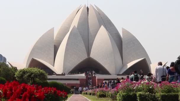 Nova Deli Índia Circa Março 2019 Turistas Visitaram Lotus Temple — Vídeo de Stock