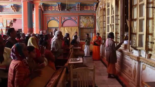 Ayodhya インド Circa 2019年3月 アヨディヤのダシュラス マハル寺院を訪問した — ストック動画