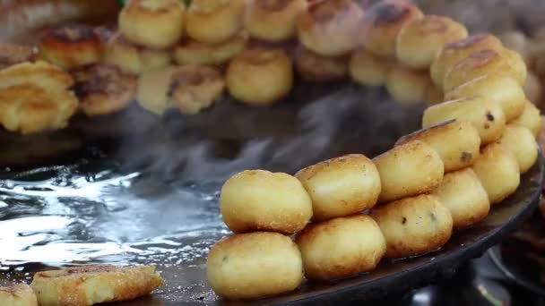 Aloo Tikki Gebratene Kartoffelschnitzel Berühmtes Indisches Street Food Jaipur Indien — Stockvideo