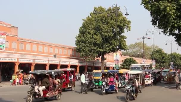 Jaipur India Circa Marzo 2019 Traffico Stradale Vicino Famoso Palazzo — Video Stock