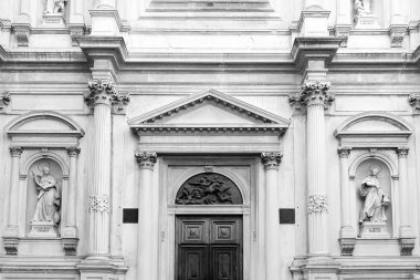 Venedik, Italya-Circa Ağustos 2017. Venedik 'te Katolik kilisesinin cephe (Chiesa di San Rocco).