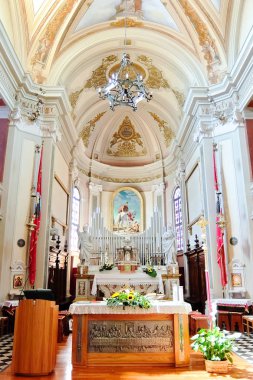 Cussignacco, Italya-Circa Ağustos 2017. Cussignacco 'da Katolik kilisesinin iç mekanları (Chiesa di San Martino Vescovo).