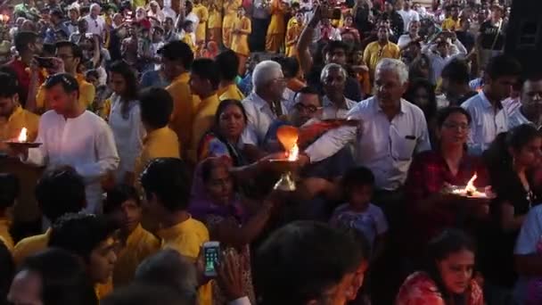 Rishikesh Inde Vers Mars 2019 Cérémonie Ganga Aarti Ashram Parmarth — Video