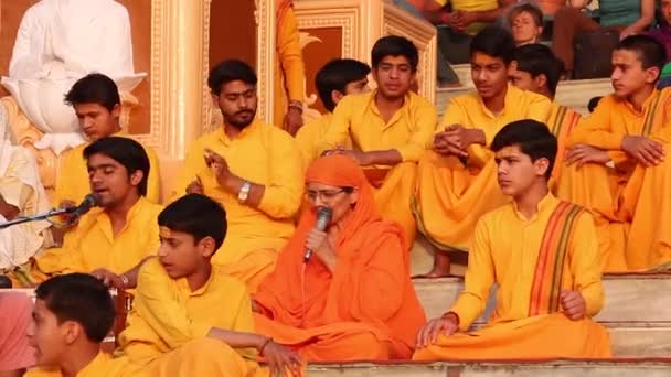 Rishikesh Inde Vers Mars 2019 Cérémonie Ganga Aarti Ashram Parmarth — Video