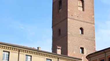 Reggio Emilia, İtalya - Circa Haziran 2019. Şehrin tarihi bölümünün Ortaçağ mimarisi.