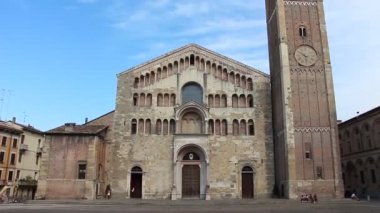 Parma, İtalya - Haziran 2019. Parma Katedrali Görünümü (Cattedrale di Parma).