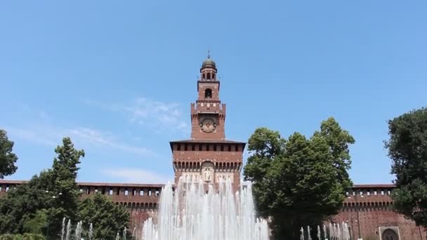 이탈리아 밀라노 2019년 카스텔로 스포르체스코 폰타나 카스텔로 — 비디오