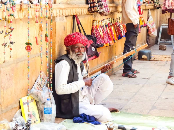 Jaisalmer Indie Cca Březen 2018 Pouliční Hudebník Nedaleko Patwon Haveli — Stock fotografie