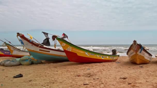 Chennai India Circa Diciembre 2019 Barcos Pescadores Playa Chennai — Vídeo de stock