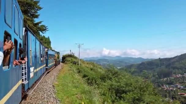 Coonoor Tamil Nadu Indien Cirka December 2019 Nilgiri Bergbana Går — Stockvideo