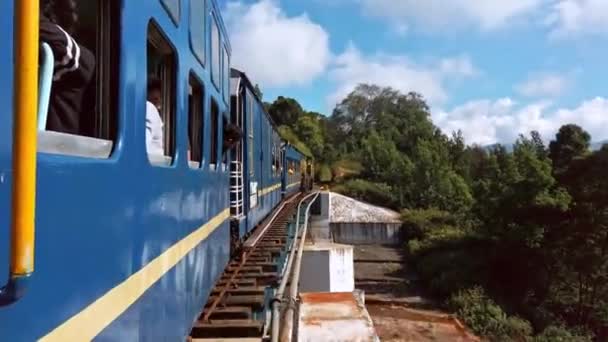 Coonoor Tamil Nadu Indien Cirka December 2019 Nilgiri Bergbana Går — Stockvideo