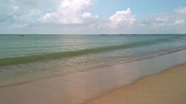 Rivage océanique à Rameshwaram, Inde