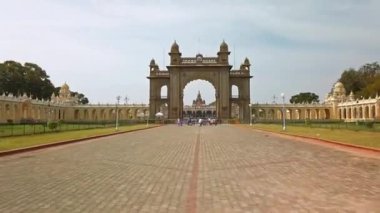 Mysore, Hindistan - 25 Aralık, 2017. Mysore sarayının manzarası.