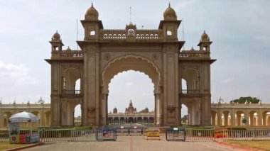 Mysore, Hindistan - 25 Aralık, 2017. Mysore sarayının manzarası.